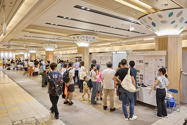 ゼスト御池：御幸町広場1