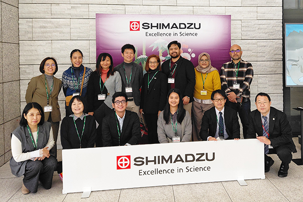 島津製作所訪問の様子