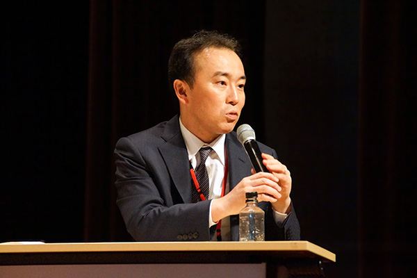 Kyoto University Lectureship Award -Award Ceremony & Commemorative Lecture (April 16, 2026)Professor Mitinori Saitou moderates the commemorative lecture.