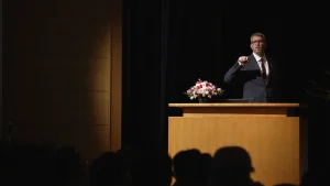 04 記念講演 中景